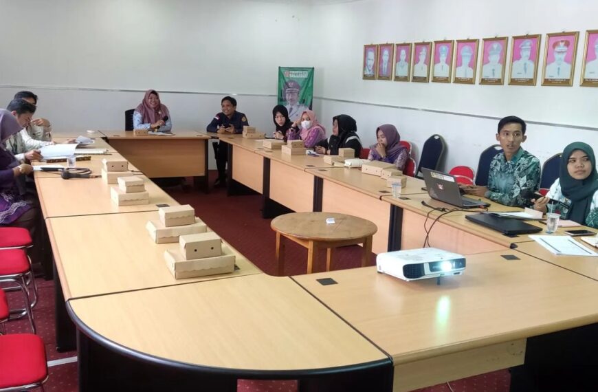 Rapat Pembahasan Kerjasama Antar Pemerintah Kota Banjarbaru Dan Universitas Borneo Lestari