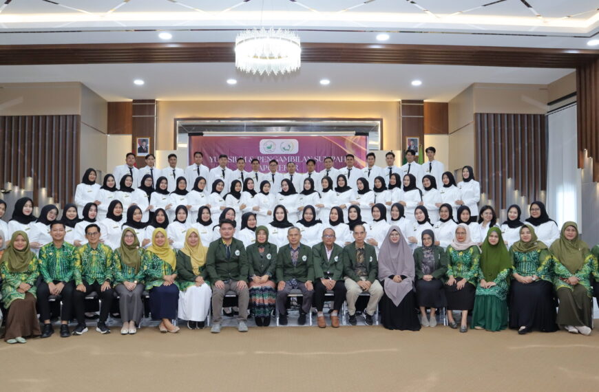 Yudisium dan Pengambilan Sumpah Apoteker Periode X Program Studi Pendidikan Profesi Apoteker Universitas Borneo Lestari