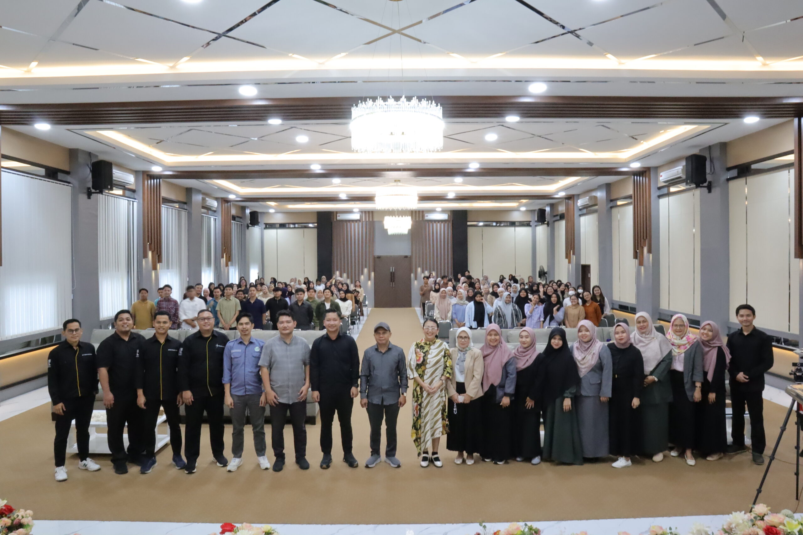 Fakultas Farmasi Universitas Borneo Lestari Gelar Kuliah Tamu Bertema Kesehatan Mental Generasi Z